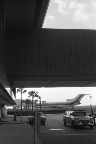 Cars could park briefly outside the doors of Jacksonville International Airport, 1970.