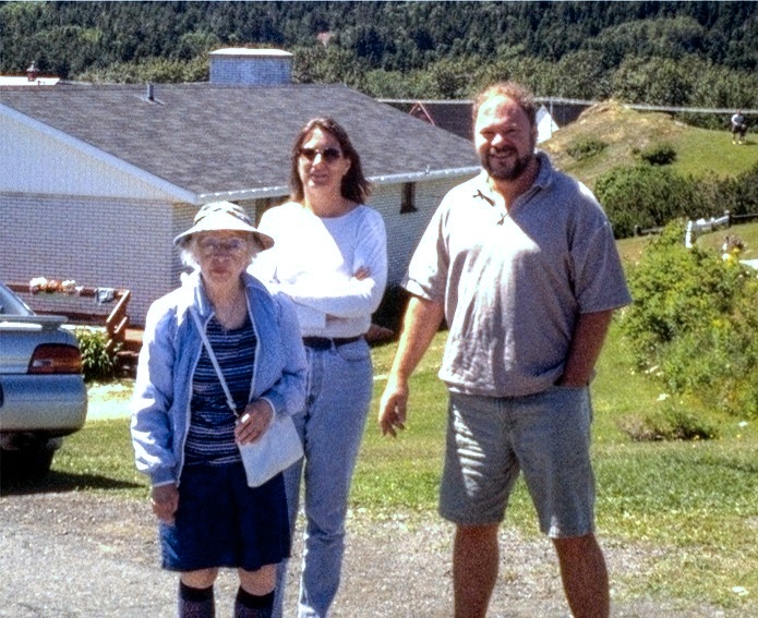 Mom, Mary and Paul on the way to Percé Rock.